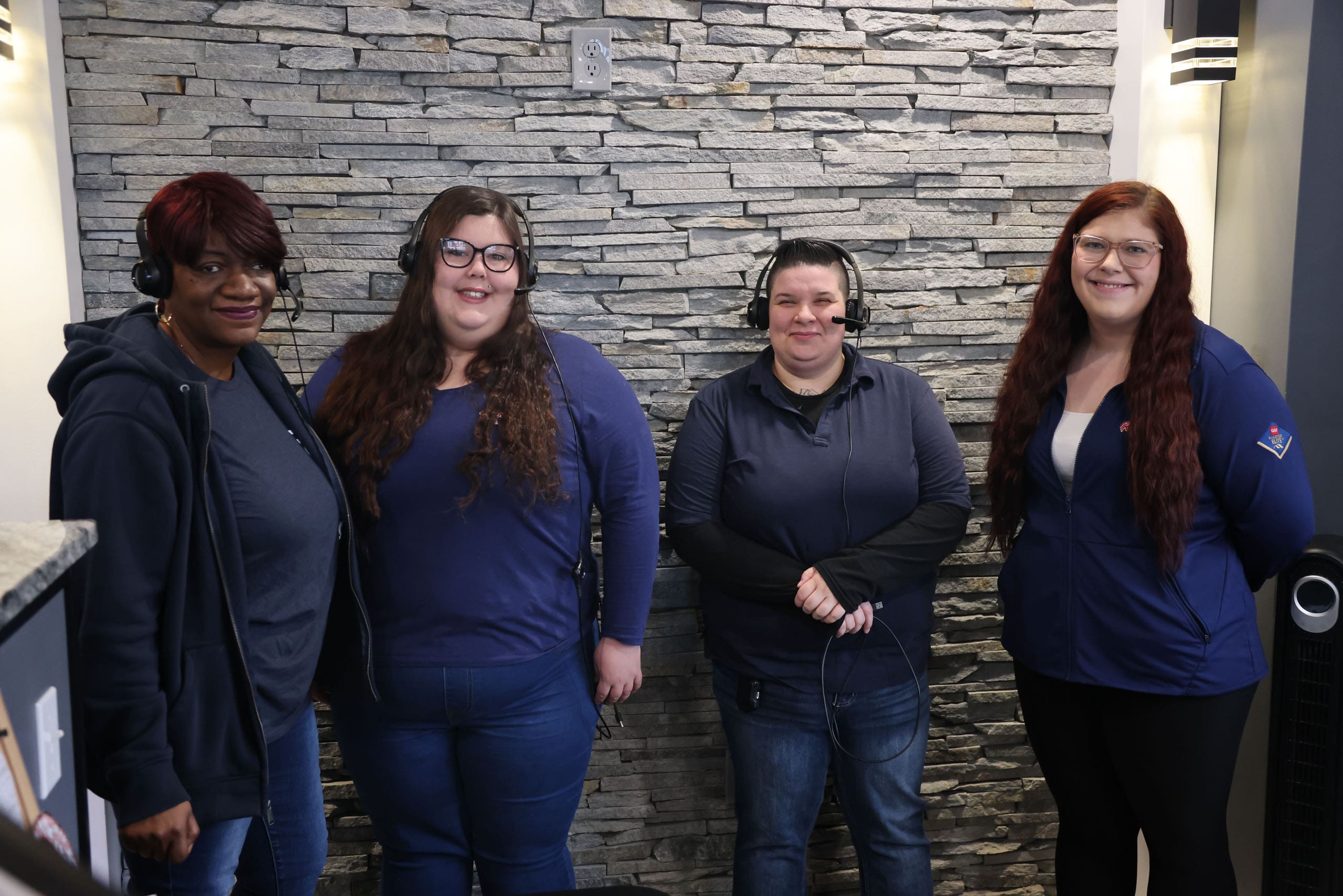 office call center team IMG_4724